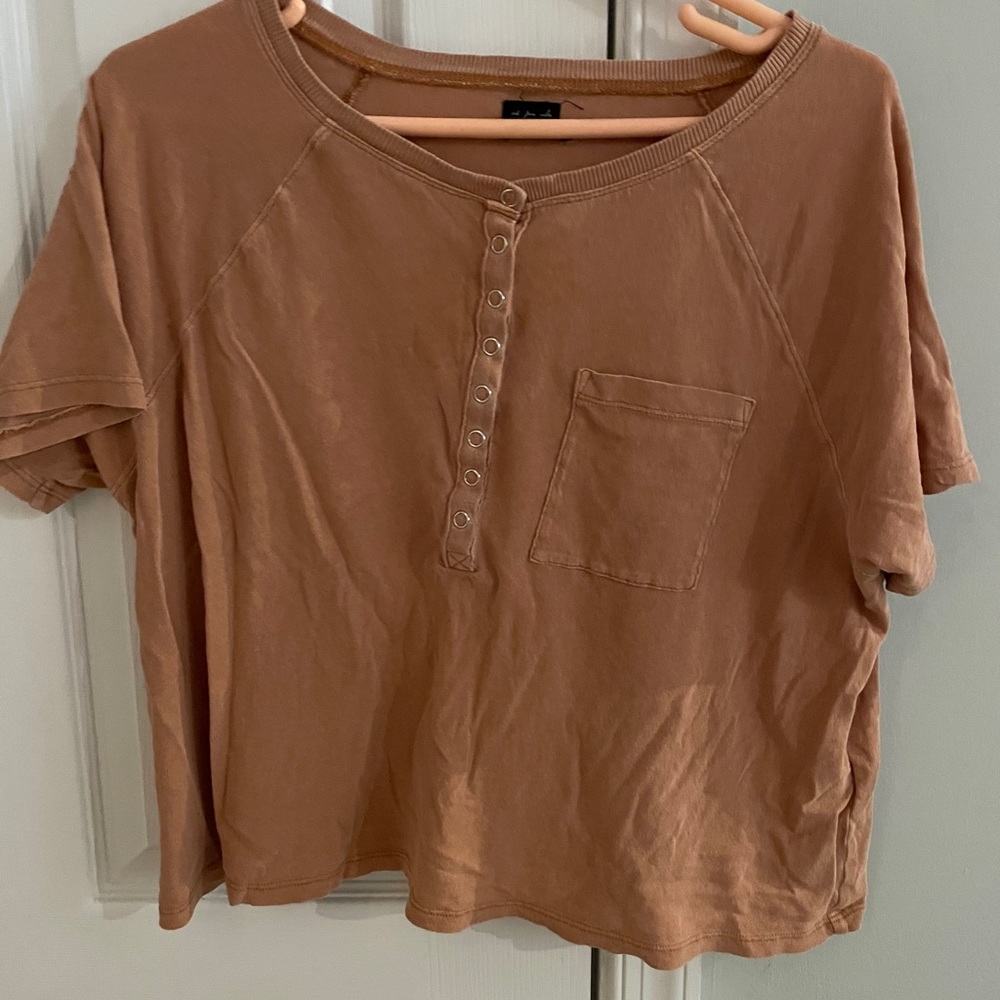 Cute oversized top from urban